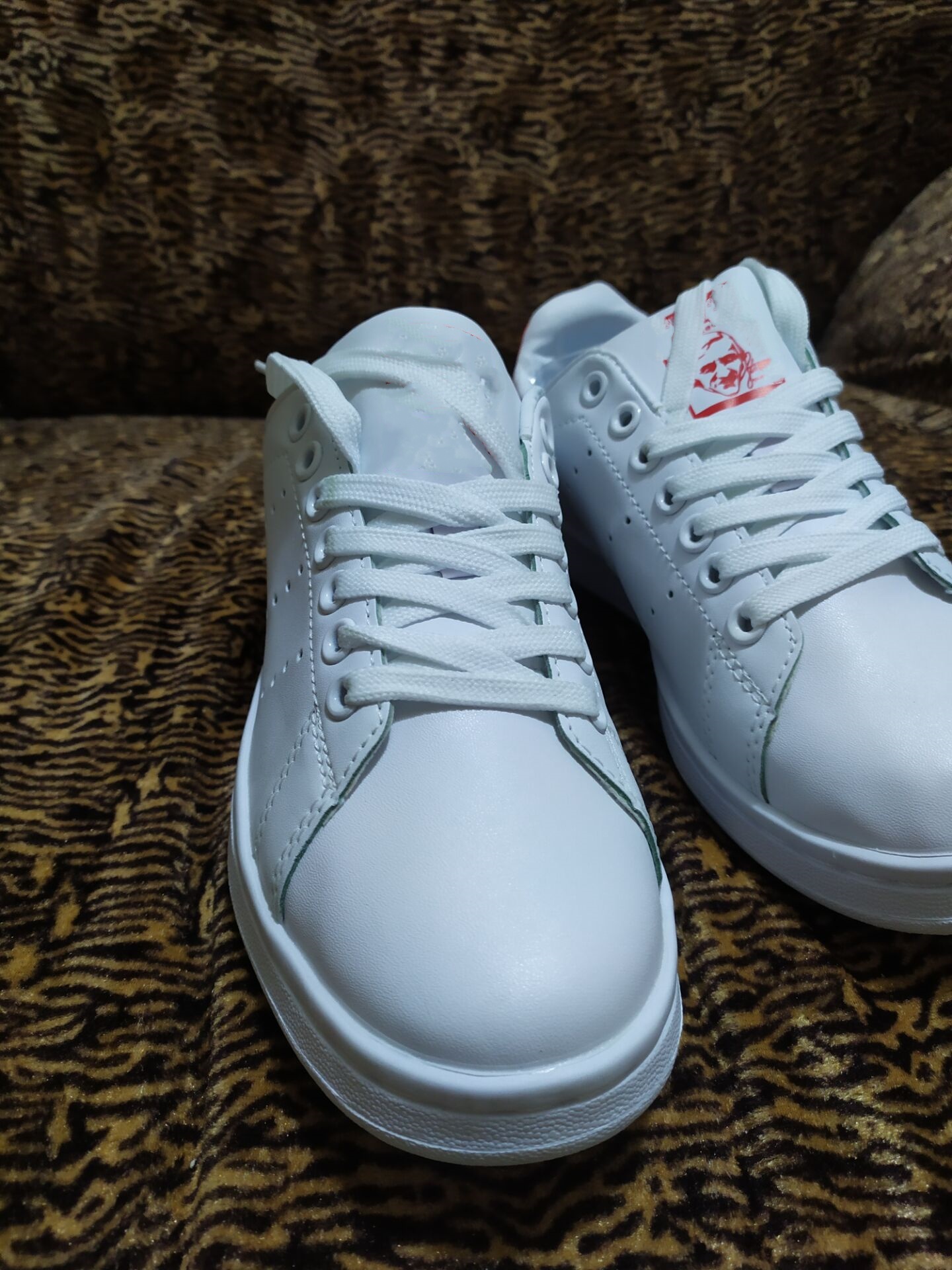 Chaussures de skateboard de printemps et d'automne de créateur classique Sneakers de mode Chaussures décontractées chaussures