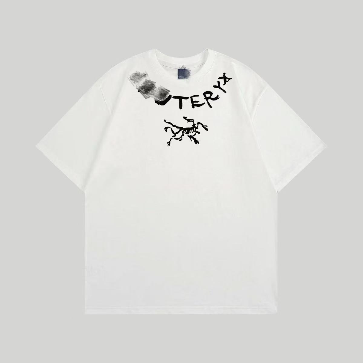 Arc T Shirt High Quality Summer Designer Shirt Hot Short Sleeve Bone Bird Printed Pattern Goretex Vintage Style Summer Designer Clothe Pattern Summe