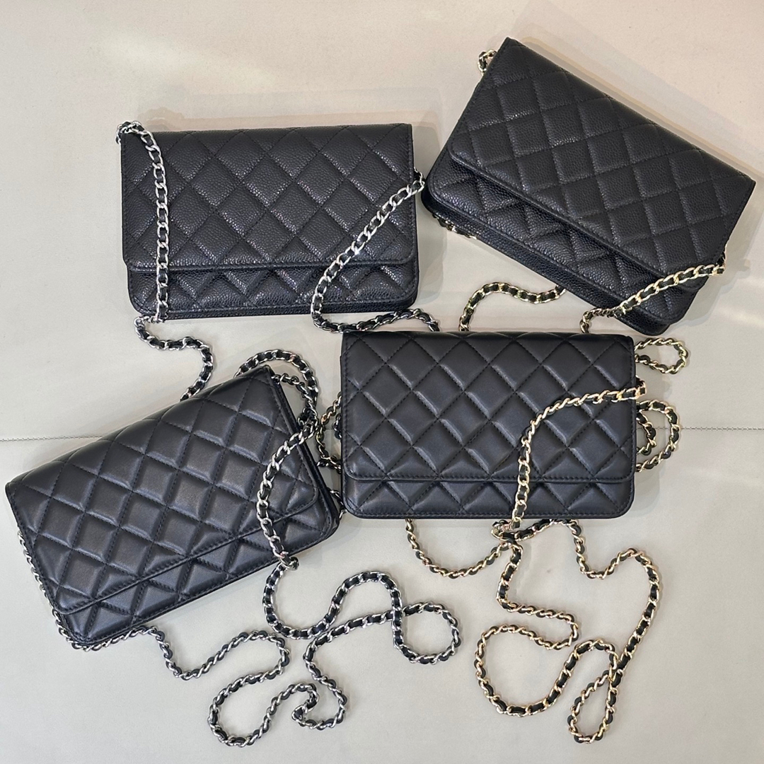 10A quality Classic Fashion style magnetic hardware womens chain wallets Top Quality Sheepskin caviar Luxurys Designer bag Purse Card Holder 001