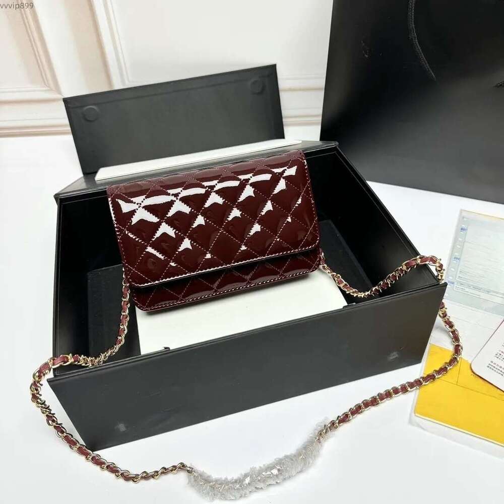 Patent Leather Cowskin Chain Bag Classic Vintage diamond grid Designer Bags Embroidered Crossbody Bag Luxury Purse Shoulder Bags Handbag Envelope Ba