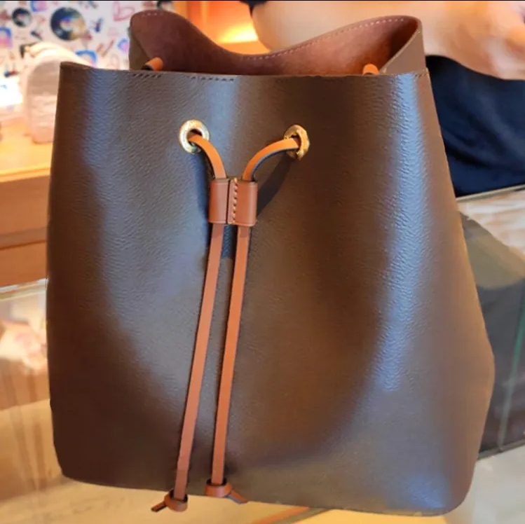 luxurys designer bag fashion Shoulder bags high Quality Bucket Handbags Lady crossbody flower Purses Women Tote Drawstring bag Letter Leather Clutch