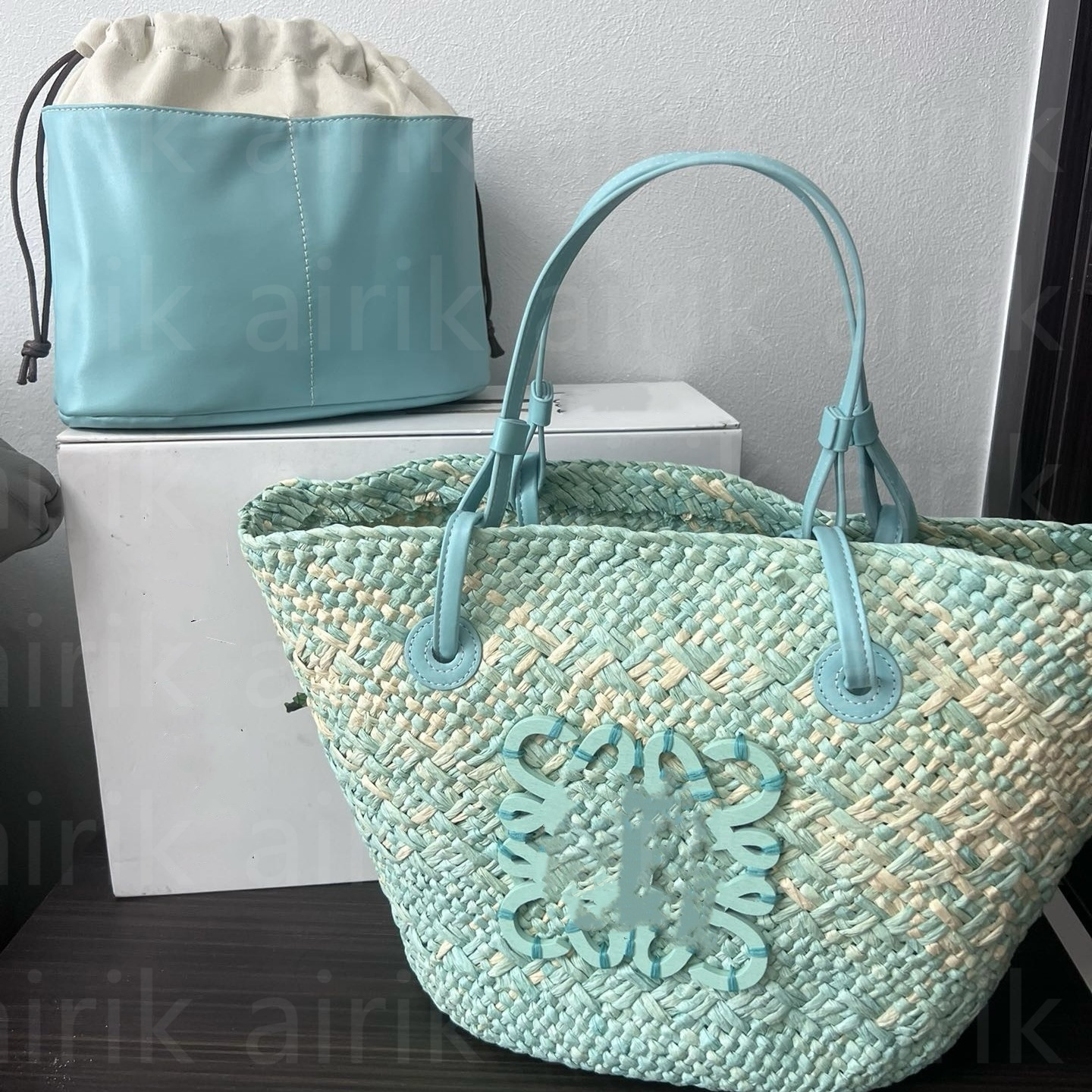 Grass woven bag for women with large summer appearance single shoulder tote bag beach vacation woven bag New holiday beach package Home multi-colore