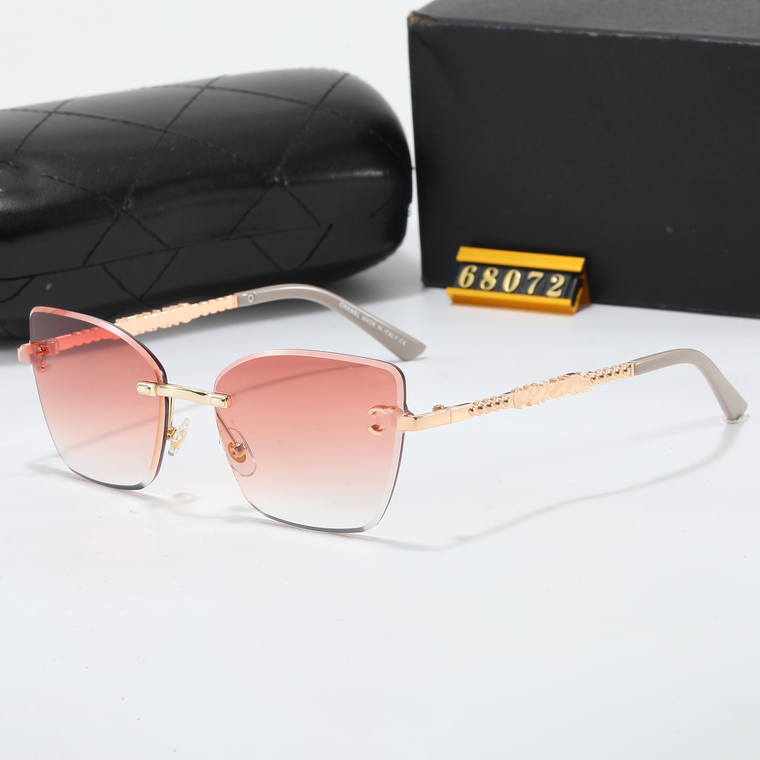 Lunettes de soleil créatrices de mode de luxe, chan metal el chain carré dames anti-ultraviolet miroir de conduite décontractée, adapté à tout le