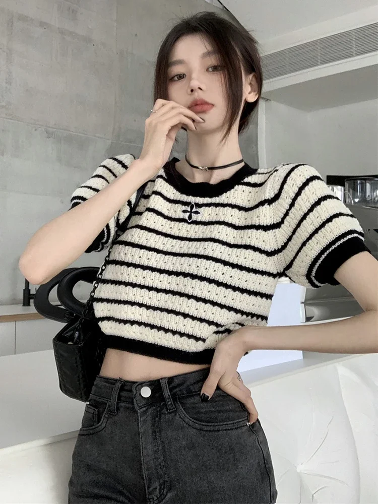 Women Striped Knit Crop Top Short Sleeve Crew Neck Hollow Out Textured Contrast Trim Cross Floral Embroidery Slim Fit Summer Y2K Sweet Cool Stree