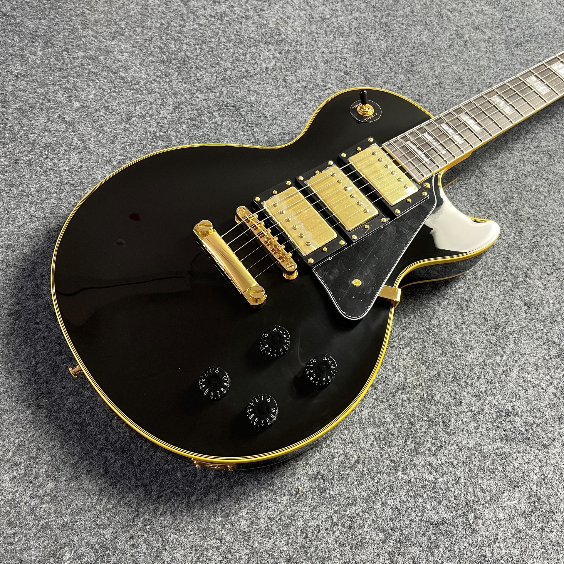 Pro LP Guitar - Mahogany Body & Rosewood Fingerboard w/ Black Pickguard | Smooth Playability-image-1057763822