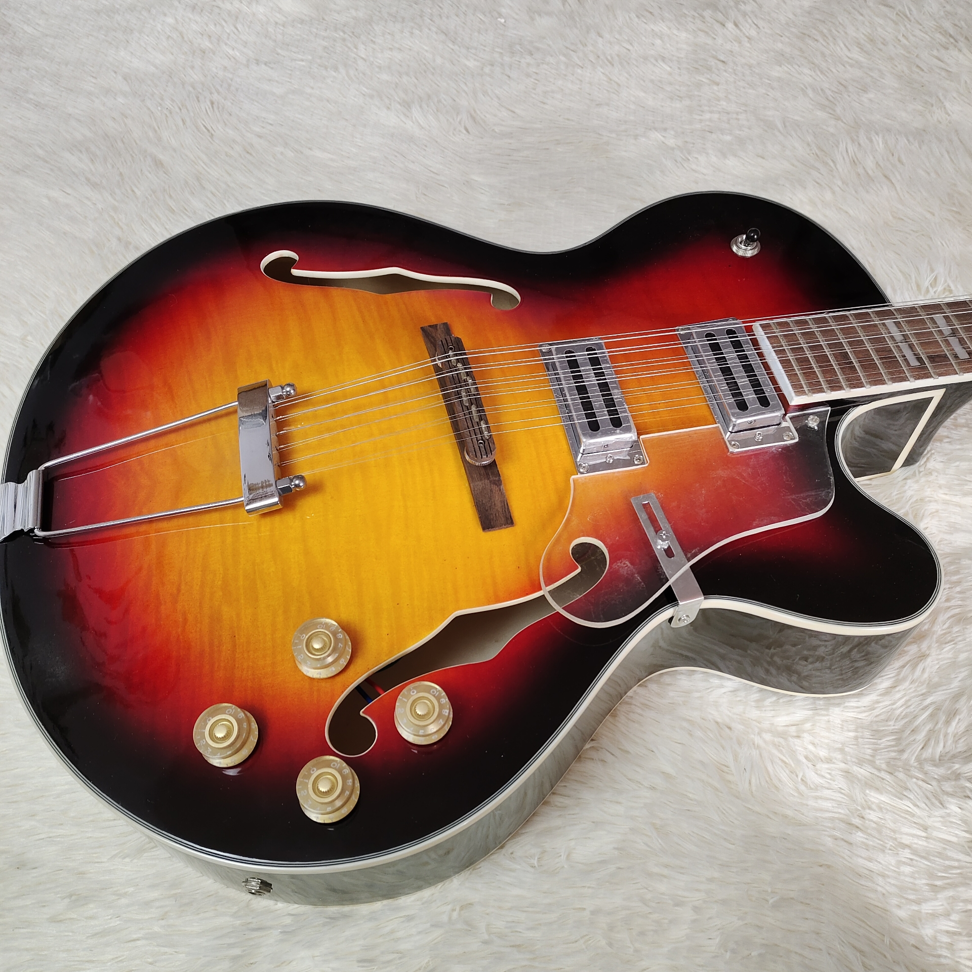 Sunburst Semi-Hollow Guitar - F-Hole Resonance & Gold Hardware | Jazz/Blues Pro-image-1057786643