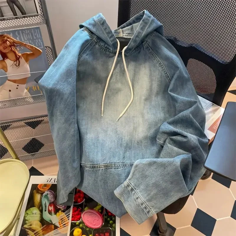 Retro denim hooded sweater mens spring and fall fashion loose washed jacket high street fashion retro casual mens pullover 250513