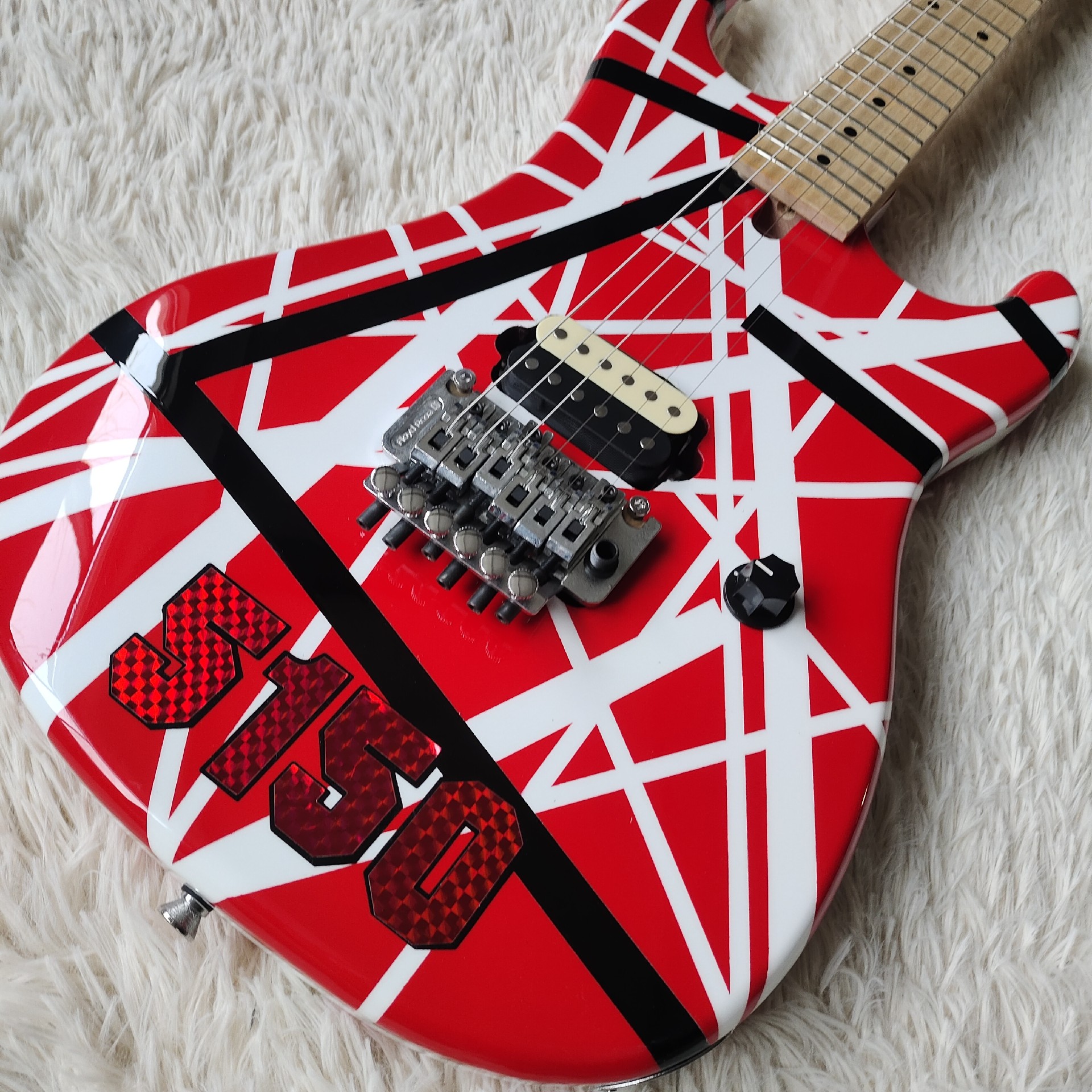 Vibrant Red Electric Guitar: Bold Black/White Geometric Patterns, Tremolo Bridge & Maple Neck-image-1057786896
