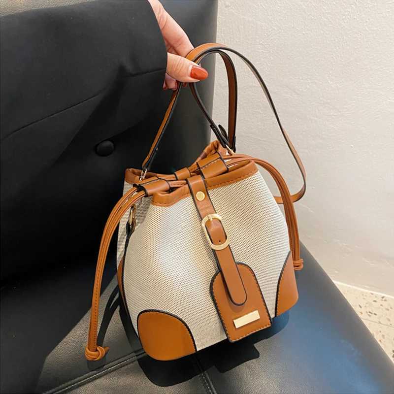 2024 Korean Version Shoulder Bag Contrast Color Bucket Bag Minimalist Womens Bag Crossbody Bag New Casual Shopping Tote BagXJ250515