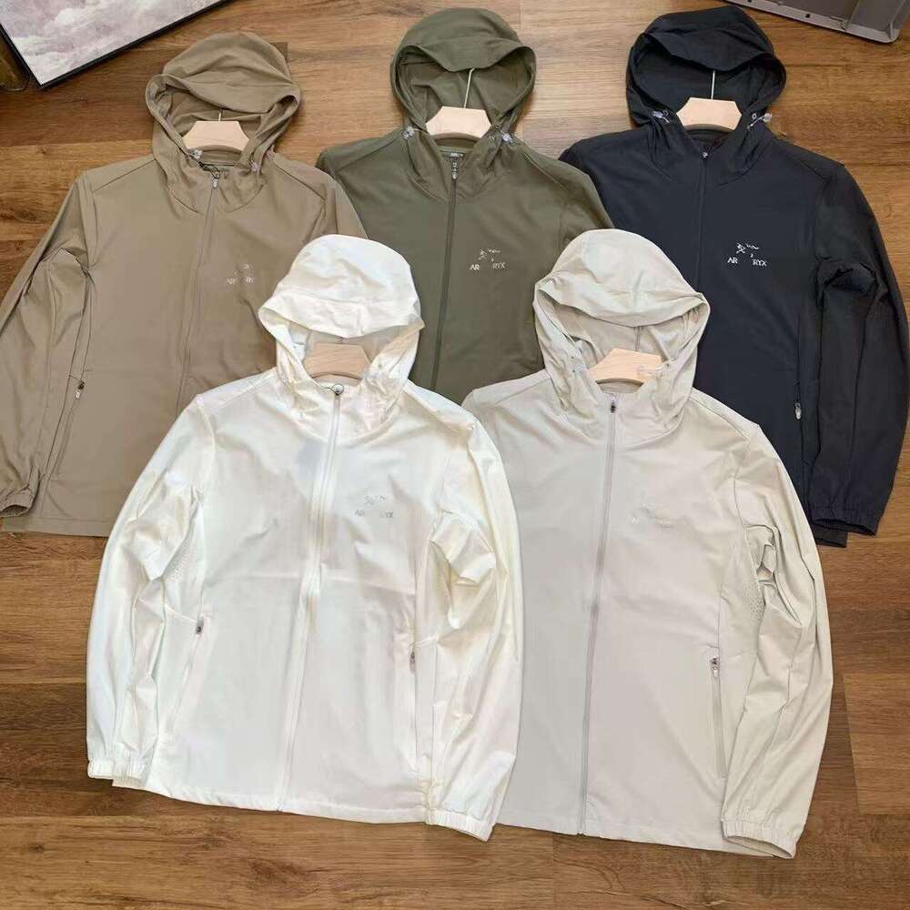 Designer Mens UPF50 Sun Protection Jacket ARCT Squamish Hoody Jacket Summer Sun Shirts Designer UV Shirts with Pockets for Hiking Fishing Shirt Long