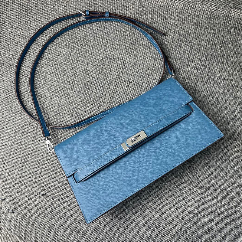 Créateur de créneurs de sacs croisés pour femmes et sacs de haute qualité polyvalent 2025 usure quotidienne d'été et sac à bandoulière
