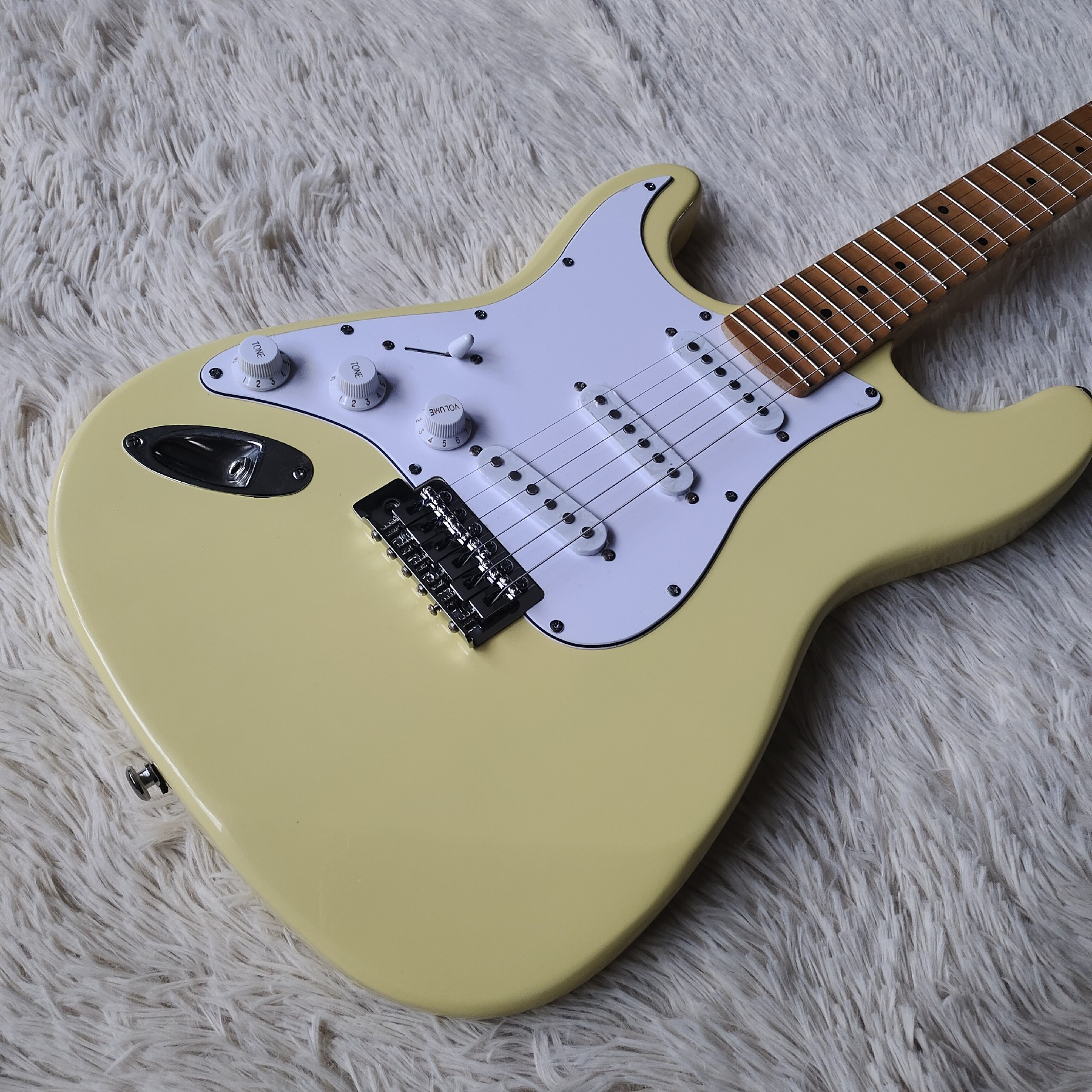 Vibrant Light-Yellow Gloss Guitar: White Guard, 3 Pickups & Black Tremolo Bridge-image-1057917869