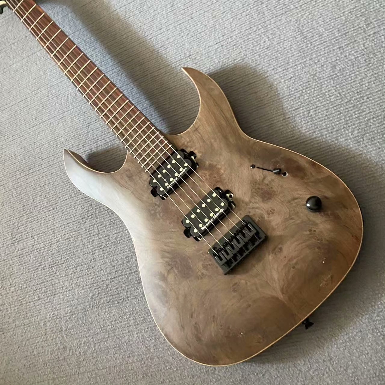 Modern Natural Wood Double-Cut Guitar: Black Humbuckers, White Dot Inlays & Fixed Bridge-image-1057920619