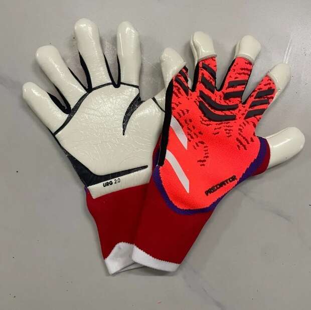 2026 outdoor New Sports Kids Adults Goalkeeper Thicken Latex Football Anti Slip Soccer Breathable Children Goalie Gloves 8F Free Shipping