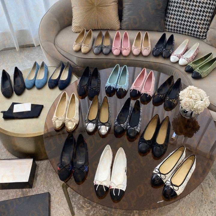 Designer Ballet en peau d'agneau chaussures de robe chaussures à nœud papillon sandales en cuir matelé beige noir blanc argent or rouge ballerina