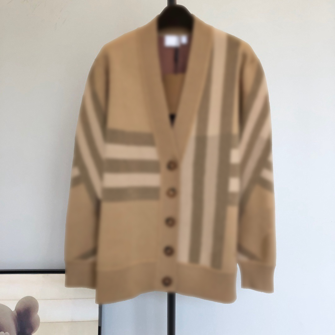 High quality designer women's sweaters, fashionable V-neck knitwear, classic checkered button cardigans, spring and autumn casual versatile wom