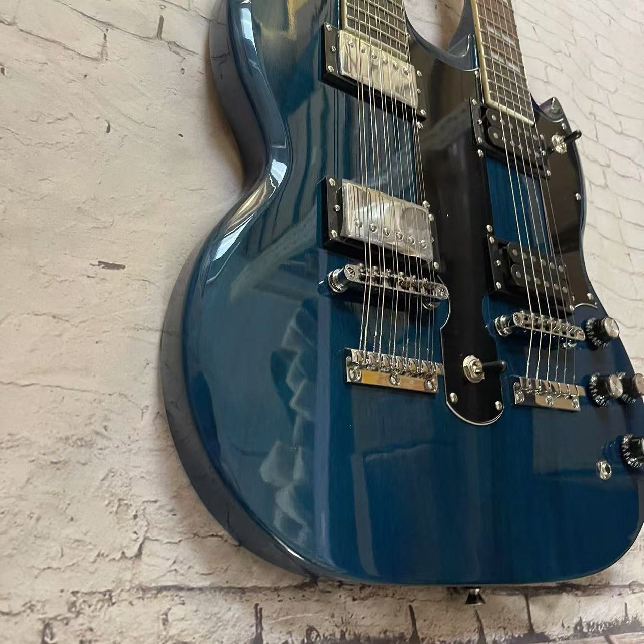 Deep Red Glossy Double-Neck Electric Guitar: Dual Necks, Metallic Pickups, Black Pickguard for Stage-image-1058630022