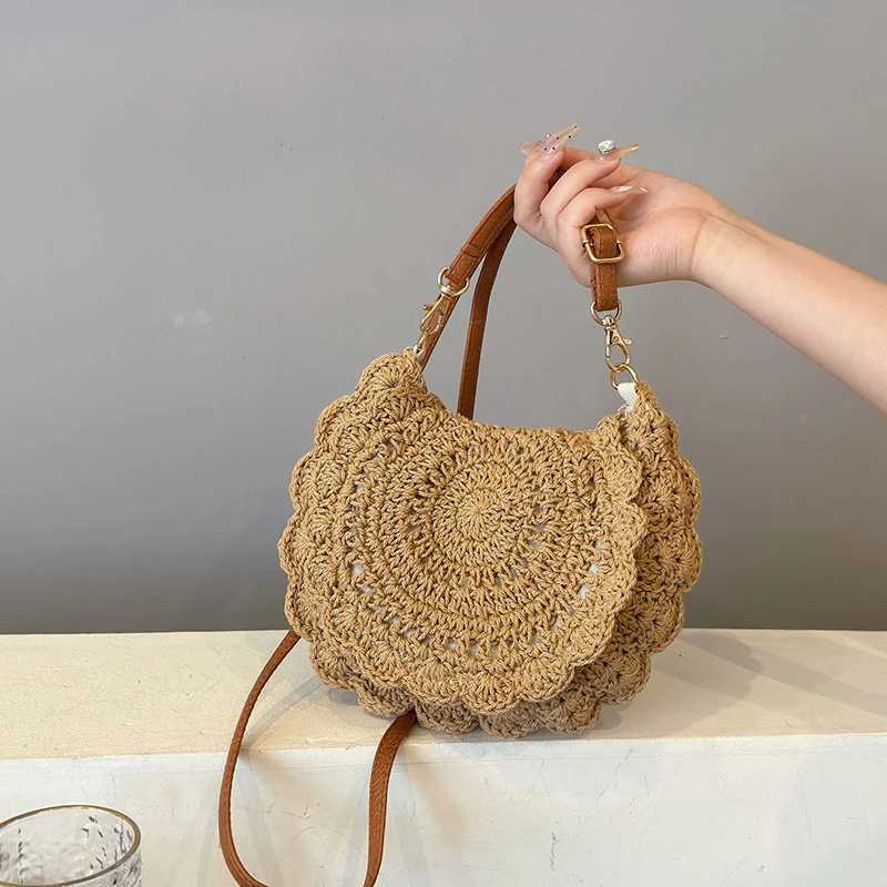 Vintage Woven Handbag New Vacation Round Summer Beach Bag Fashion Crossbody Bag Ladies Messenger BagsW250521
