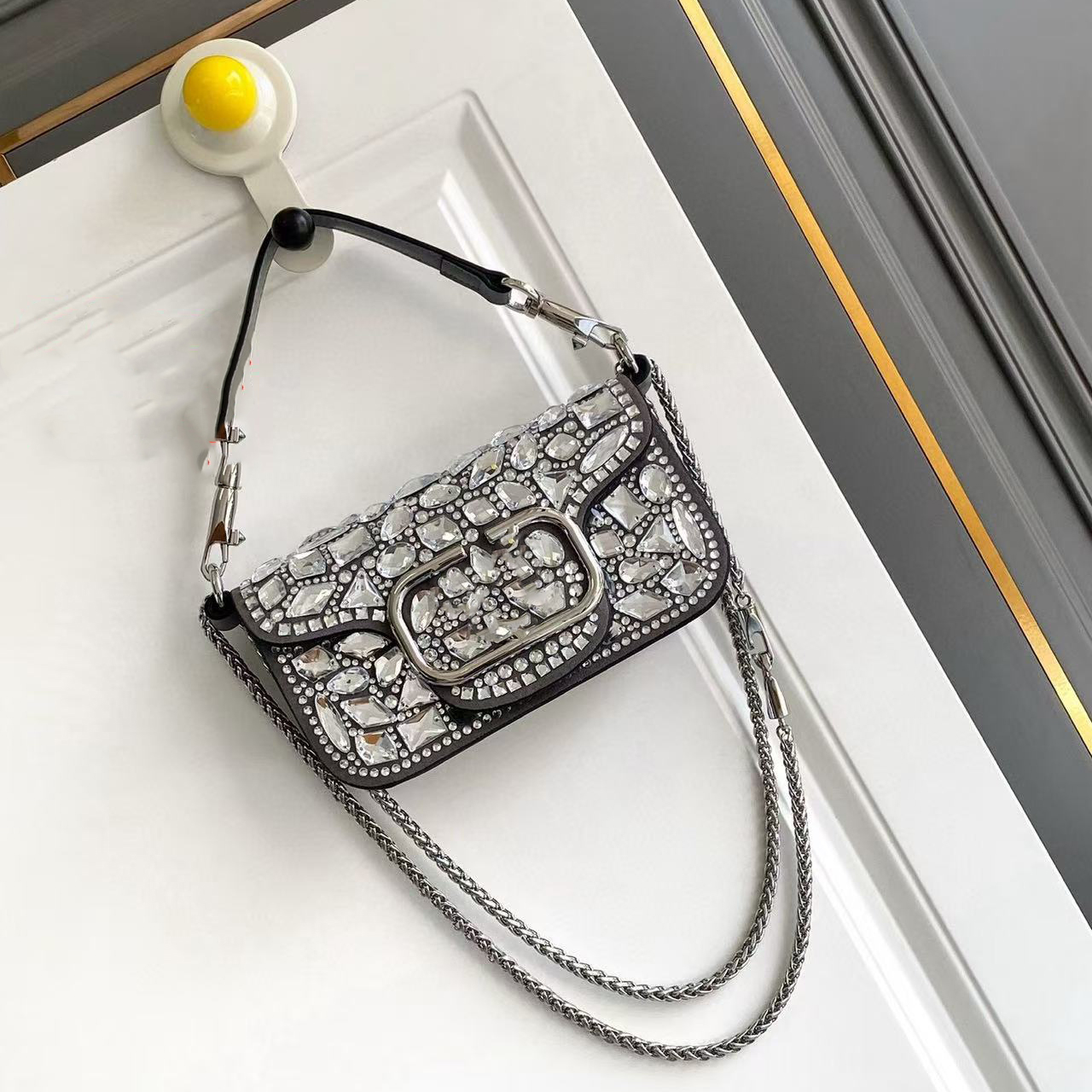 Crystal Chain Evening Bag Loco Shoulder Big Crystal Dinner Bag Baguette Sier Tone Hardware Chain Cross Body Bags Top Handle Handbags