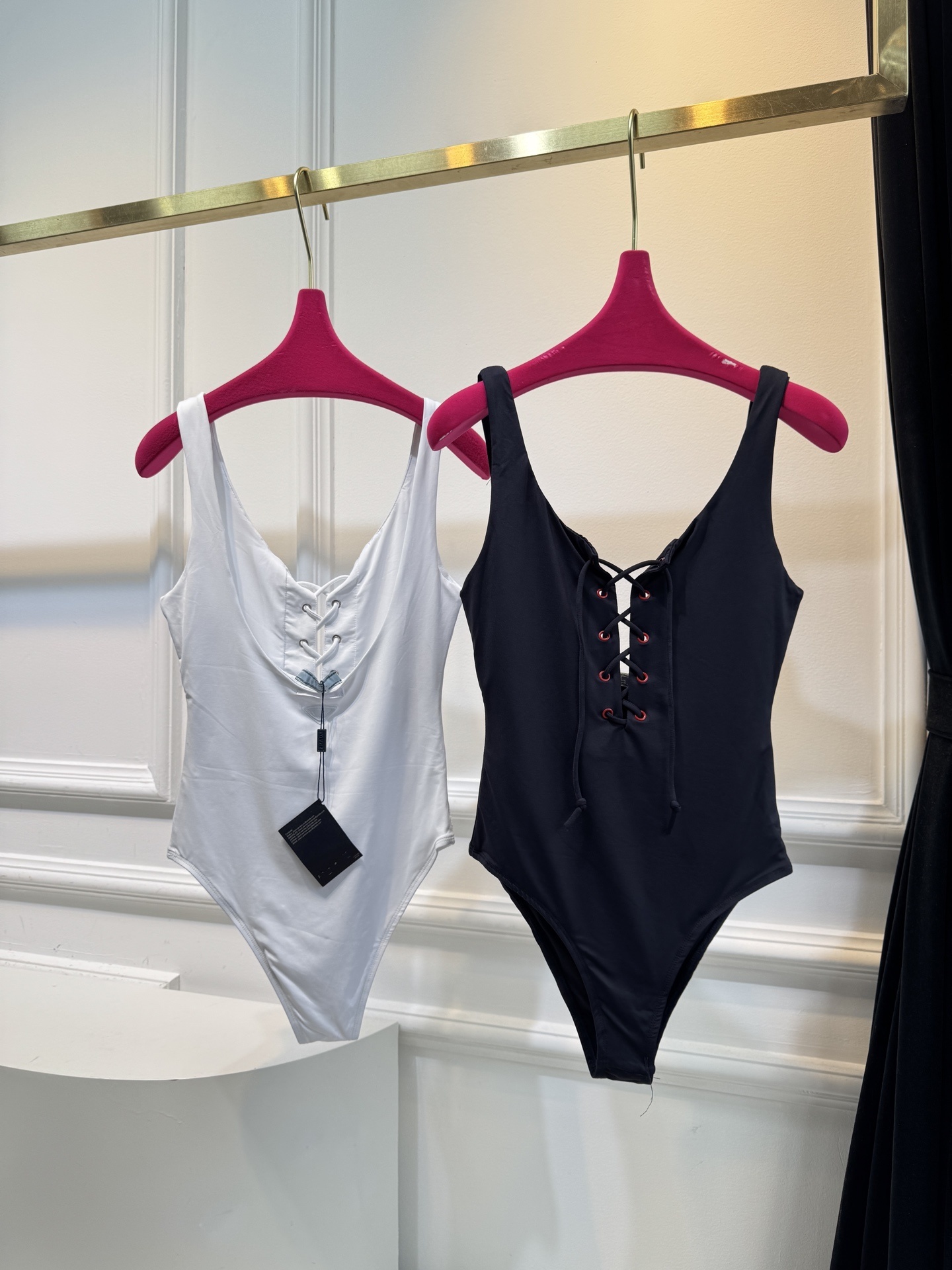 Women&#039;s Swimwear Designer P Strap one-piece swimsuit without chest cushion quick drying fabric elastic plain weave knitting-image-1058397465