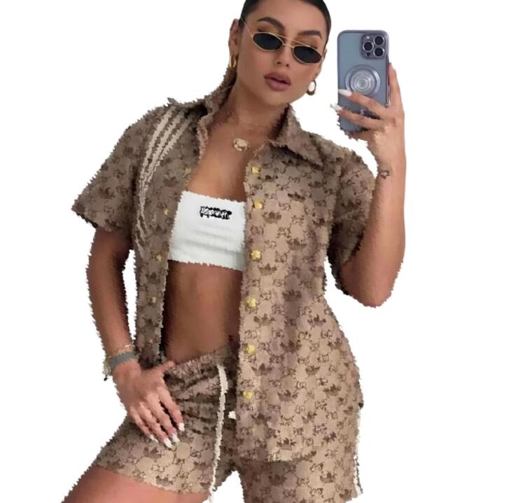 Luxury Womens Full printed Tracksuits Co-branding sports suit designer fashion lapel shirt+Jogger shorts two-piece set