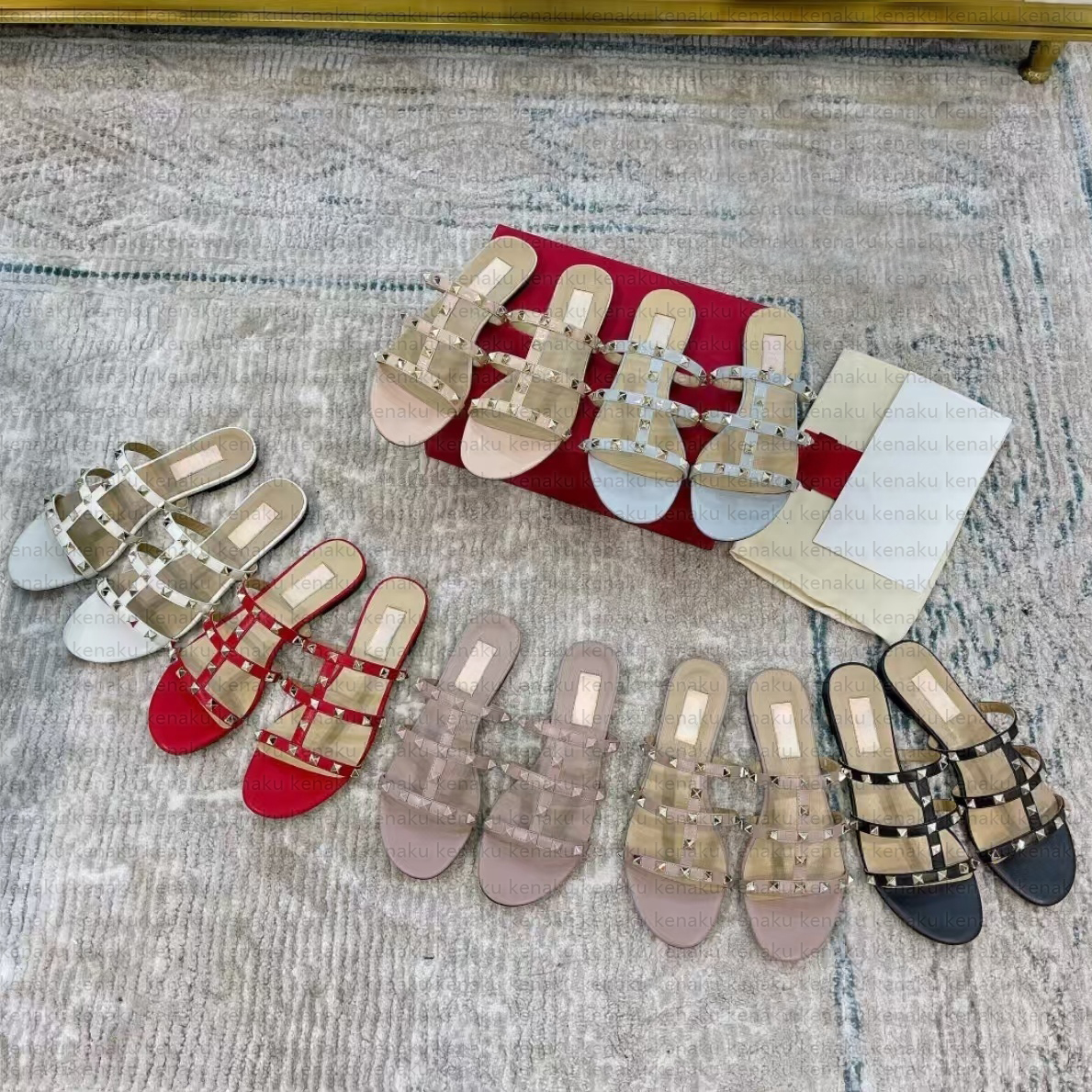 Slippers Designer Women Luxury Sandals Rivets Flat Bottom heels Peep Toes Stones Studded Bow Beach Shoes Summer Woman Sandal Hollow Slides Lady Flip
