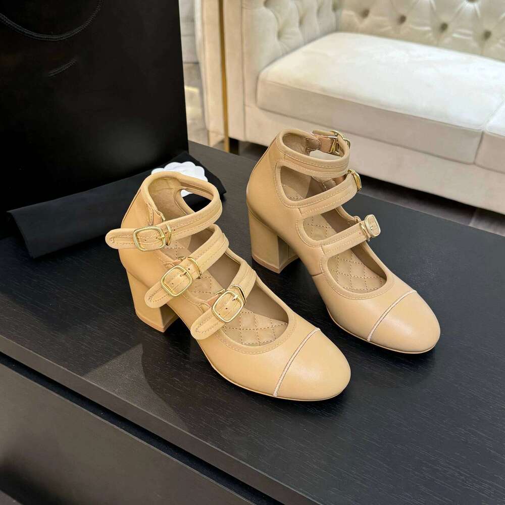 2025 femmes Fashion Véritable pompes en cuir Mary Janes Super High Heels Round Toe Backle Sangle Femme Chaussures