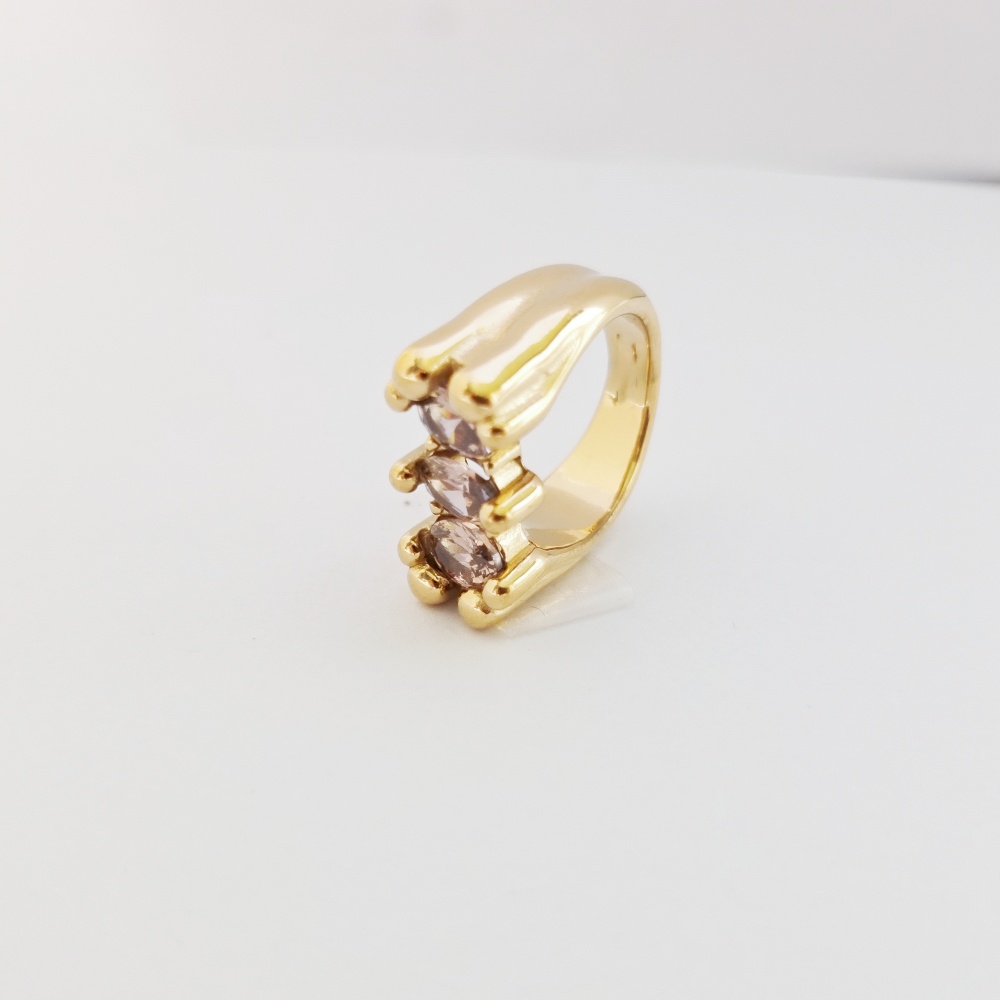 Nouvelle arrivée Fashion Femmes Men Animal ours Letter Circle en acier inoxydable Gol Blanc noir rose rose zircon Stone Cartoon Rings Bijoux