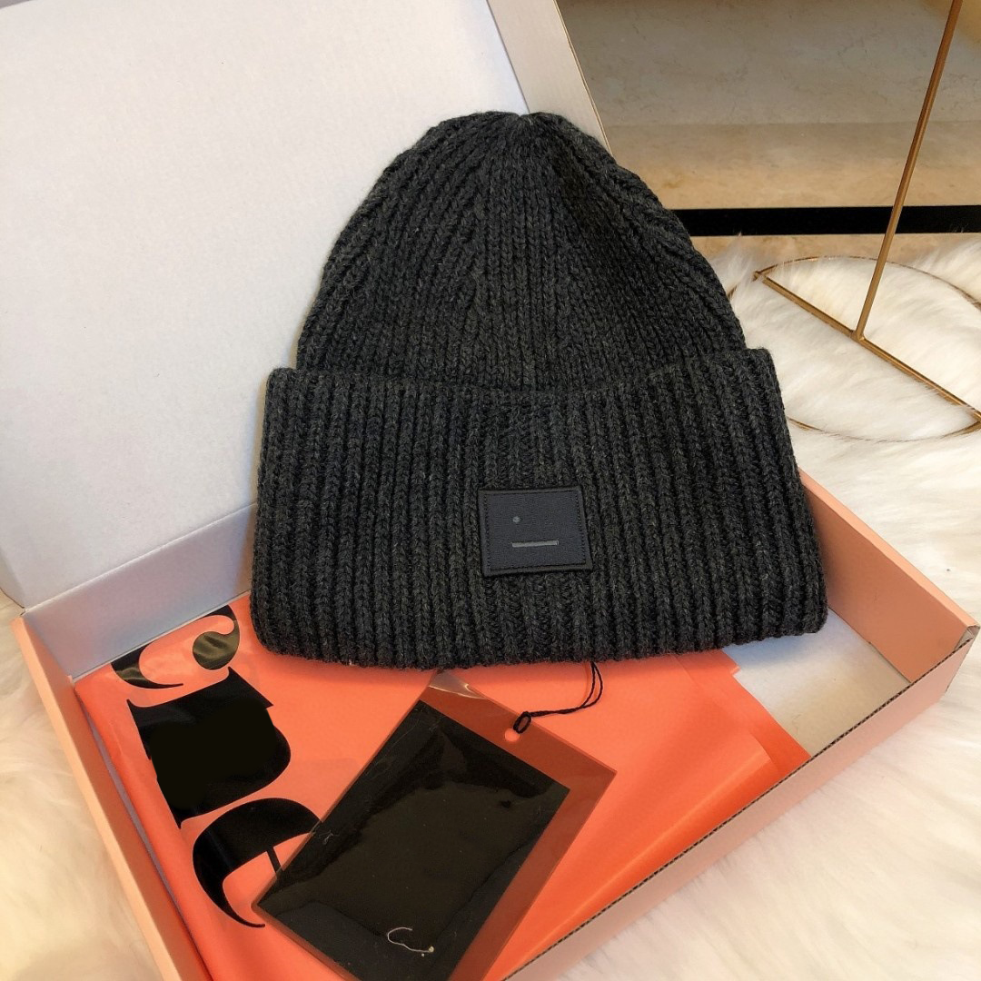 Winter Berets Adult Thick Warm Wool Cap Embroider Womens Knitted Hat Skullcap Ski Sports S260827AFTX