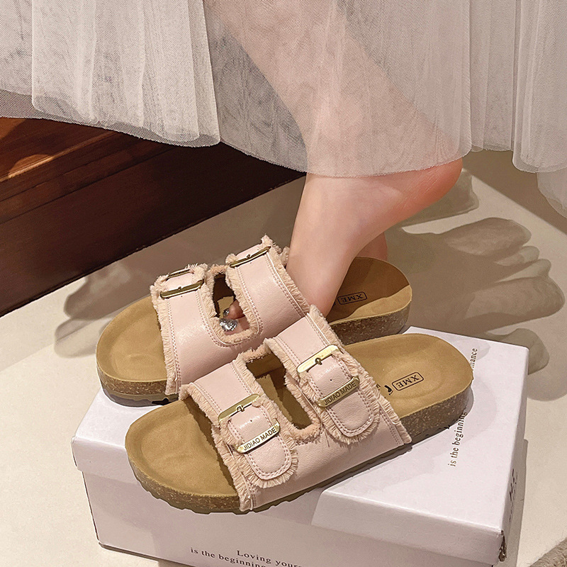 Hot Free shipping 2025 new designer slippers flat slides for womens sandals pink sliver beige yellow fashion embroidery slipper outdoor shoes