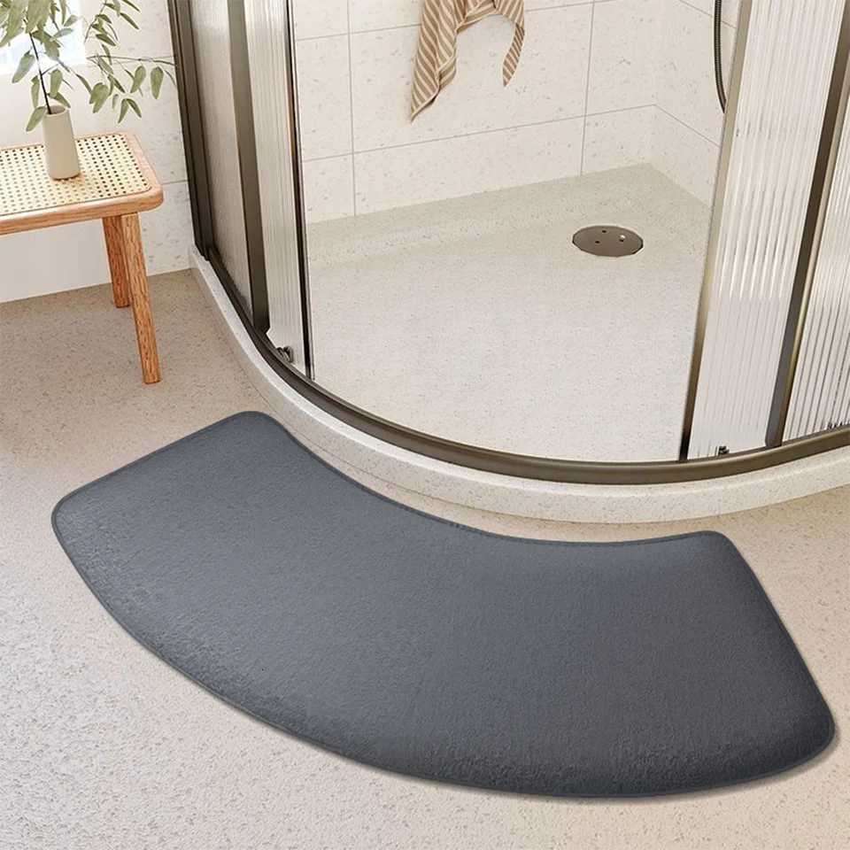 Curved bathroom mat shower room foot pad thick sponge toilet absorbent foot mat toilet non-slip mat dirt-resistant entrance mat M251201-image-1086781978