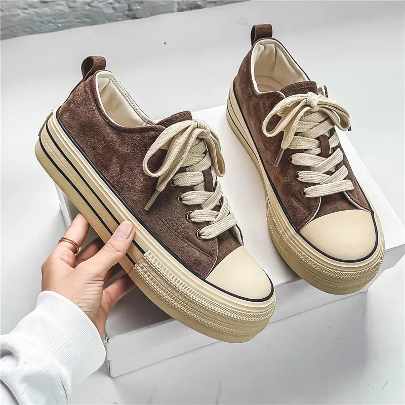 Universal Professional Skateboard Sneakers Comfort Low Top Platform Sneakers Classic Black Mens Canvas gum rubber waffle outsole high grip shoes Lac