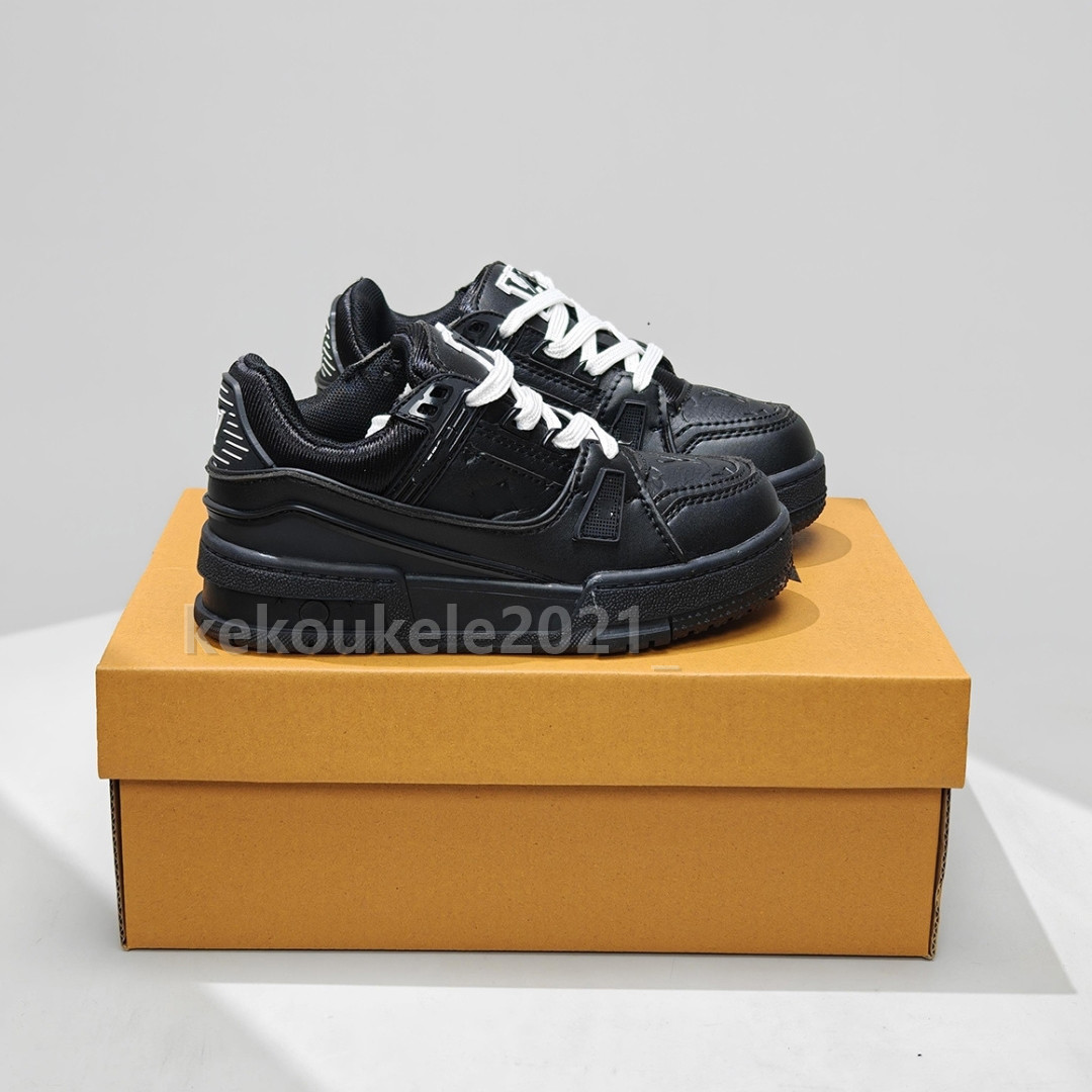 Nouveaux enfants Sneaker garçons filles chaussures à semelle épaisse quatre saisons enfants décontracté en cuir léger confort sport Tennis chauss