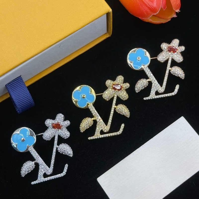 Classic Brand Letter Brooch Pins Designer Diamond Brooch Women Men Elegant Versatile Brooches Pins High-Quality Jewelry Accessories Lovers Gift-image-1087116516