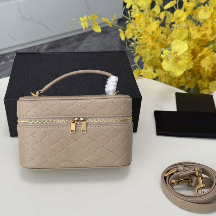 Quilted Box Handbag Leather Top Handle Vanity Case Crossbody Shoulder Bag For Women Luxury Premium Roomy Makeup Bag With Gold Hardware