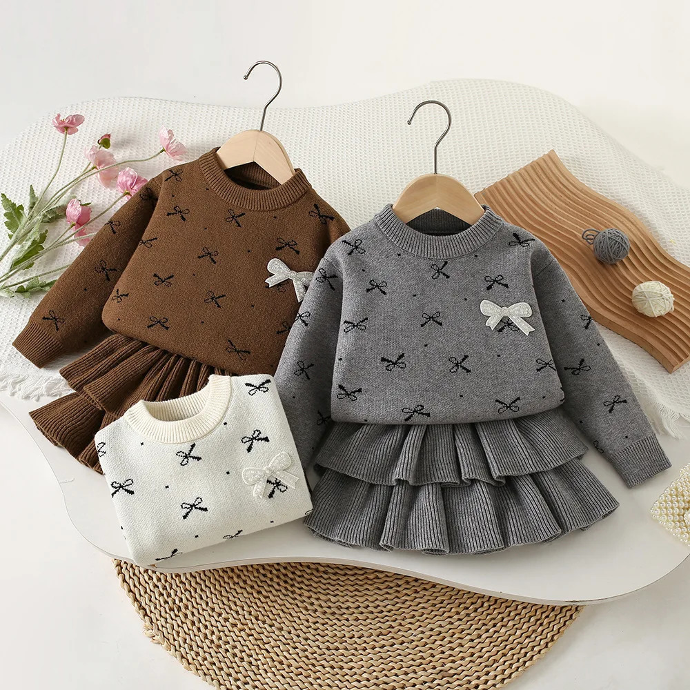 LILIIGRL – ensemble de vêtements d'automne pour enfants, pull imprimé nœud et jupe plissée, 2 pièces, costume en tricot pour filles, 251204
