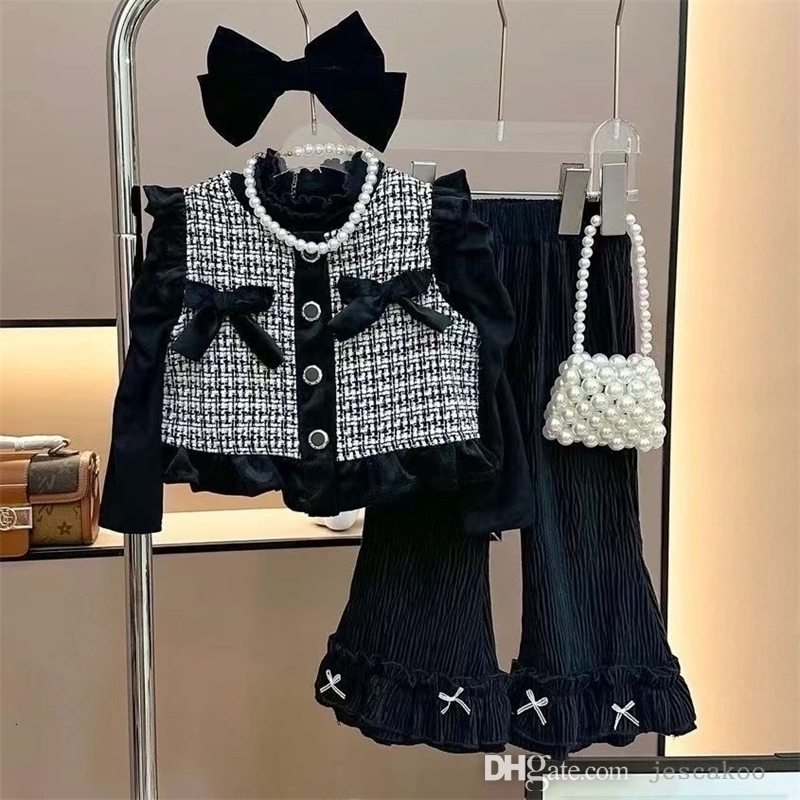 Mode enfants vêtements bébé fille trois pièces ensemble 2025 nouvelles filles survêtement à manches longues t-shirt élégant gilet pantalon évasé