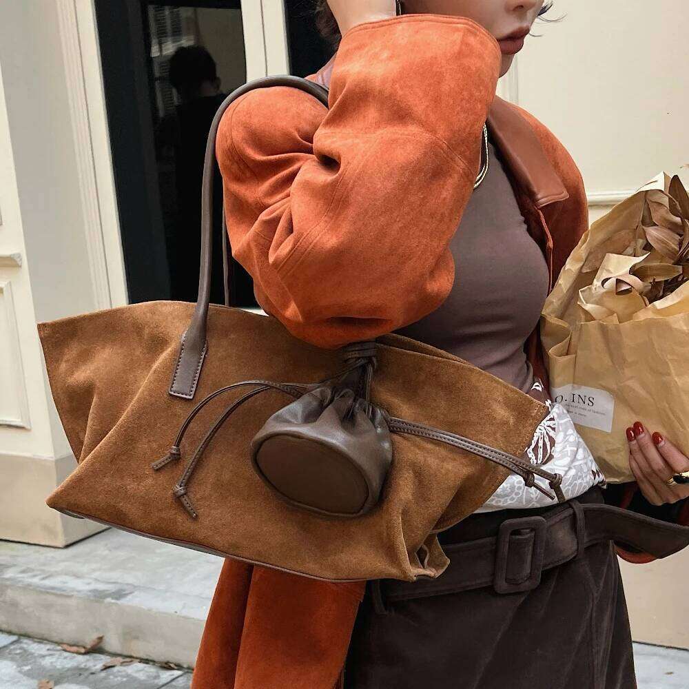 Vintage Large Capacity Suede Tote Bag Designer Trapeze Shoulder Bags For Women Luxury Genuine Leather Handbag And Purse 251201