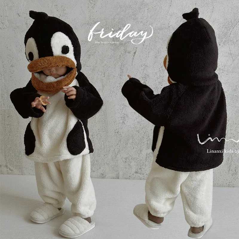 Penguin Home Clothing Set Autumn and Winter New Penguin Plush Cute Fashion Warm Home Clothes Two Piece Set Z251204