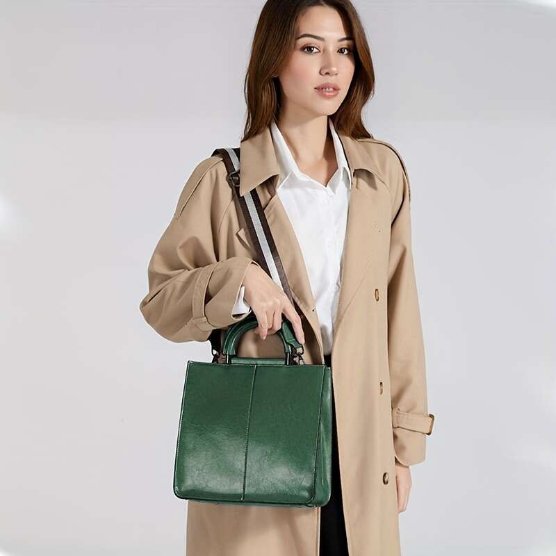 New Two-Layer Leather Large Capacity Shoulder Bag for Women, High-End Handbag, Crossbody Fashionable Commuter Versatile Mom Bag, Light Luxury