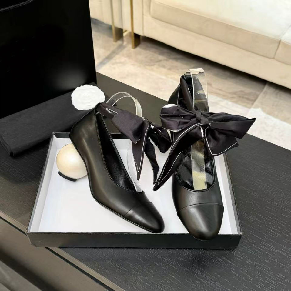 Chaussures formelles en cuir véritable pour femmes, chaussures plates à ruban avec anneau en métal à la mode, talons bas, défilé de mode, voyage