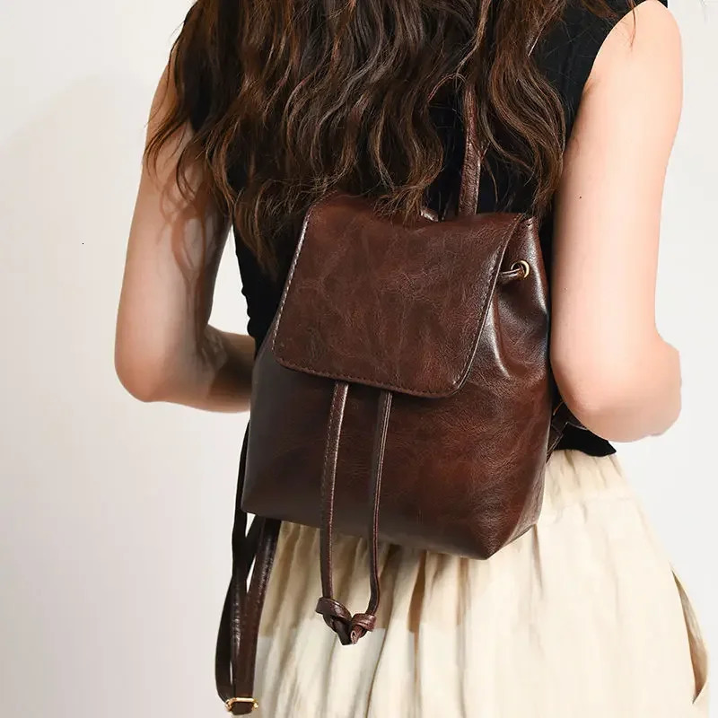 Artistic Brown Miniature Drawstring Womens Backpack Spring Summer Style Versatile Retro Single Shoulder Bag 251202