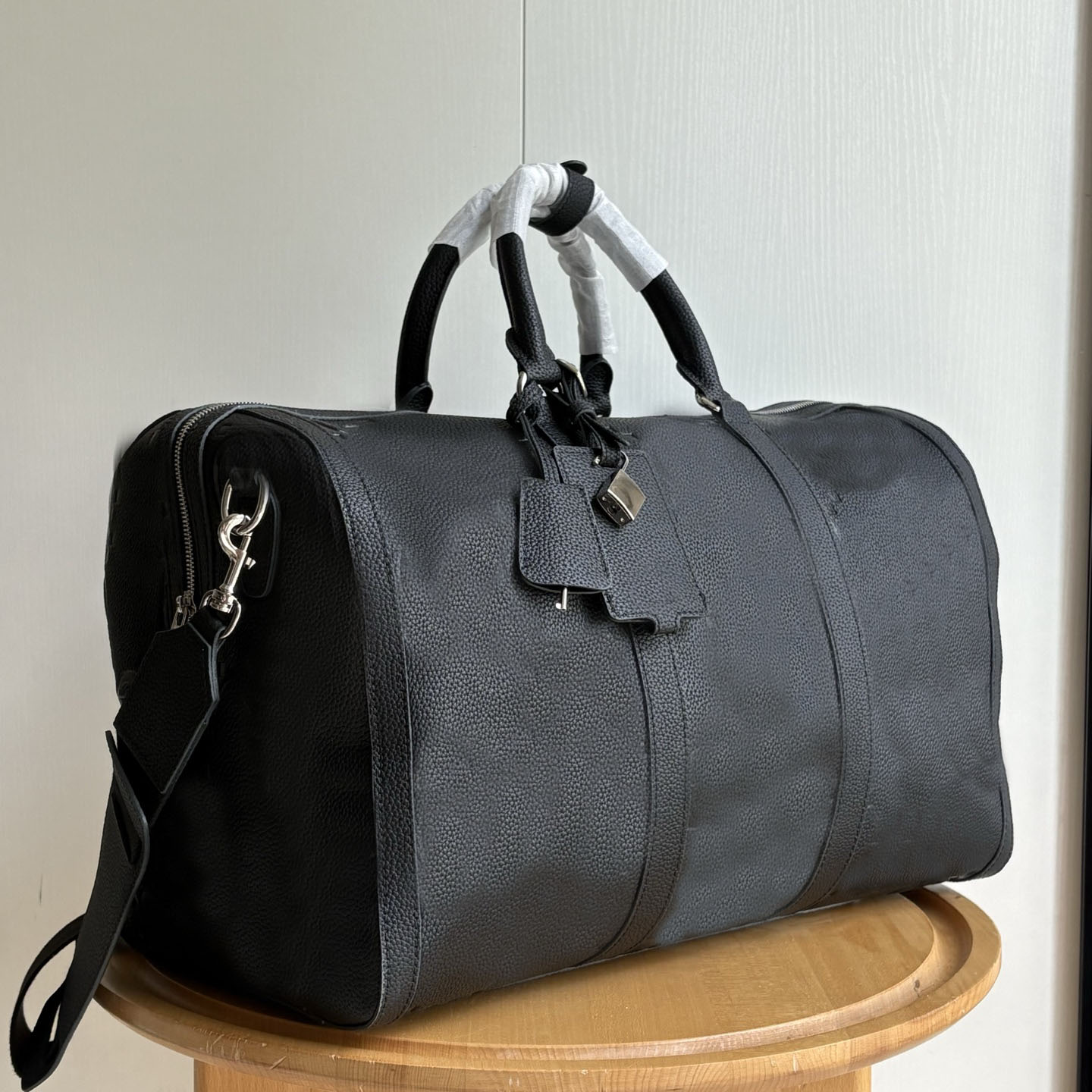 Womens Man gym keepall Duffel bag Luxurys tote Luggage handbag clutch bag Designer crossbody Taurillon Leather shoulder travel bags Outdoor Packs Ba