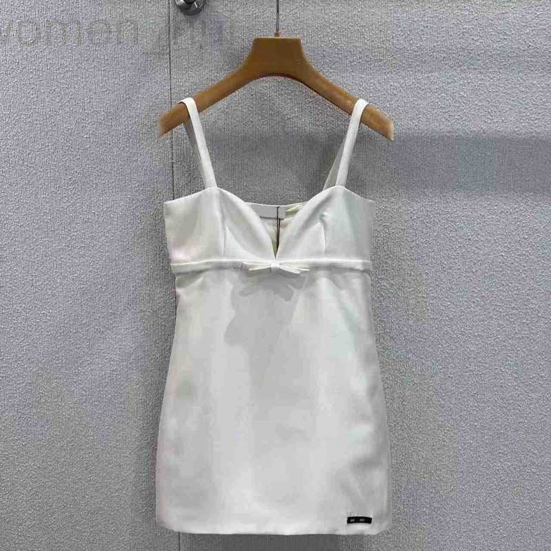 Robes décontractées de base designer 25M femmes automne hiver nouveau élégant polyvalent sans manches Simple nœud papillon robe courte WJ3J