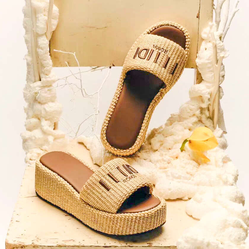 Luxury Designer Raffias slide Denim sandal Summer beach Casual Shoe Woman Platform weave Slipper Mule Sandale Leather sliders loafer wedge outdoor g
