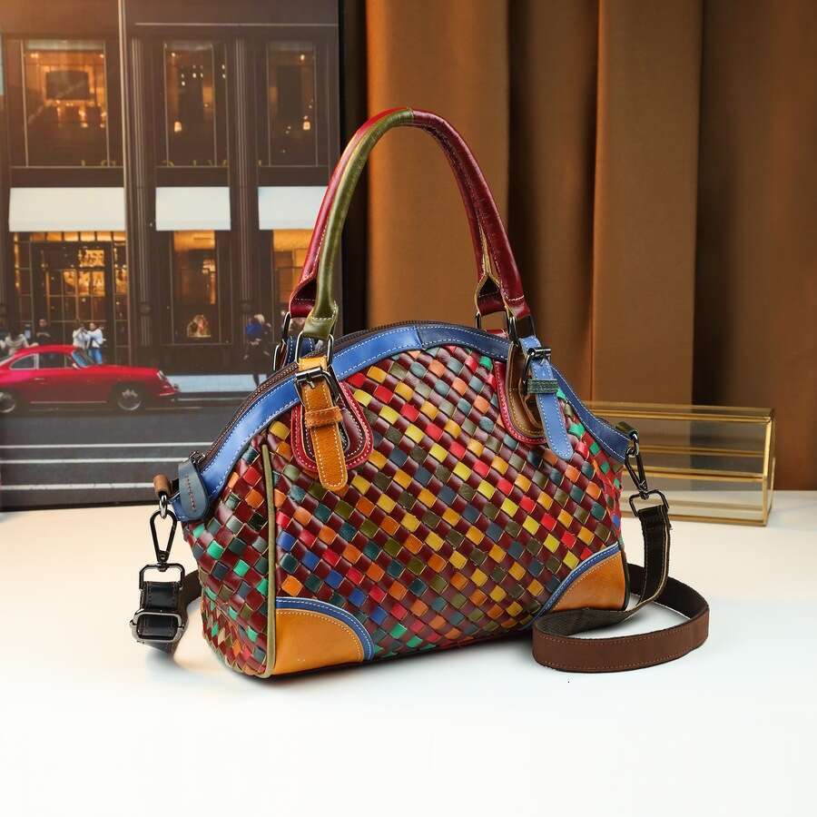 Designer Bag Fashion Versatile Wholesale Handmade Woven Handbag Genuine Leather Single Shoulder Crossbody Shell Large Capacity Women's Bag