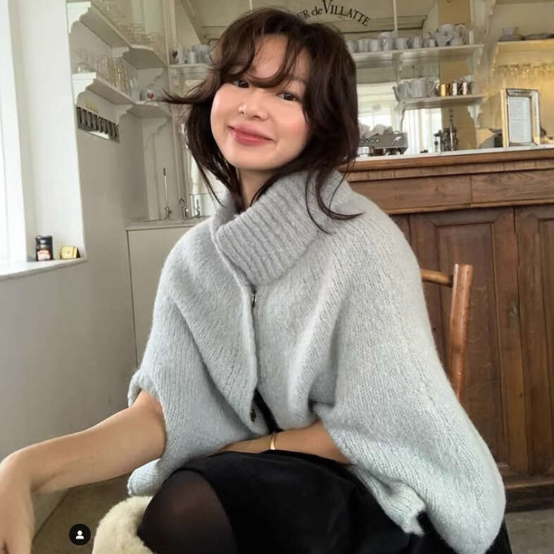 Automne hiver nouveau Style coréen Niche bleu-vert Cape tricoté polyvalent décontracté élégant pull haut pour les femmes B5