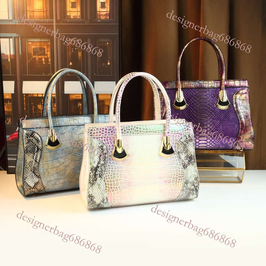 Designer Bag Elegant Fashion 2025 Spring Summer New Women's Handbag Large Capacity Crocodile Pattern Versatile Shoulder Crossbody Bag Trendy