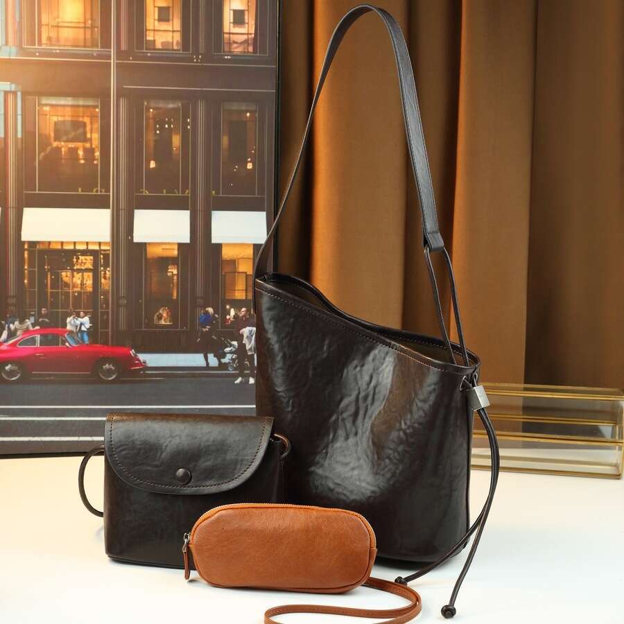 Designer Bag 2025 New Korean Style Simple Versatile Niche Single Shoulder Crossbody With Small Inner For Women Commuting Large Capacity Bag