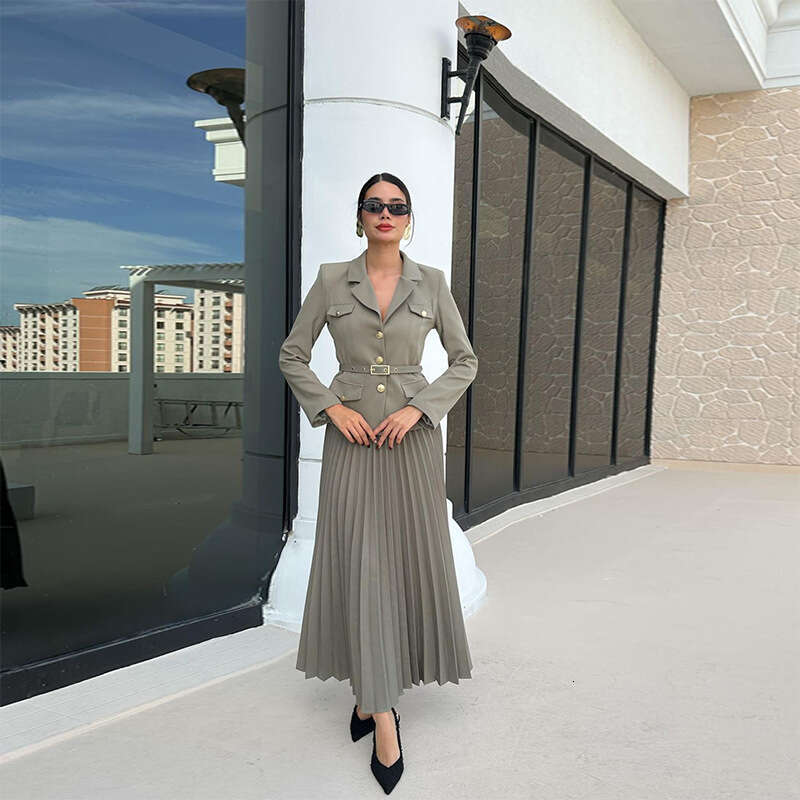 Ensemble de costume à col en v et jupe plissée pour femmes européennes et américaines, nouveau Style français à la mode B5